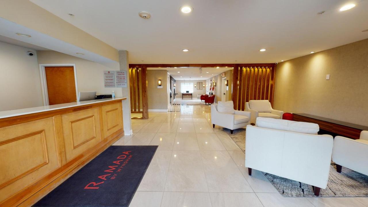 Hotel Ramada By Wyndham - Shenandoah Valley