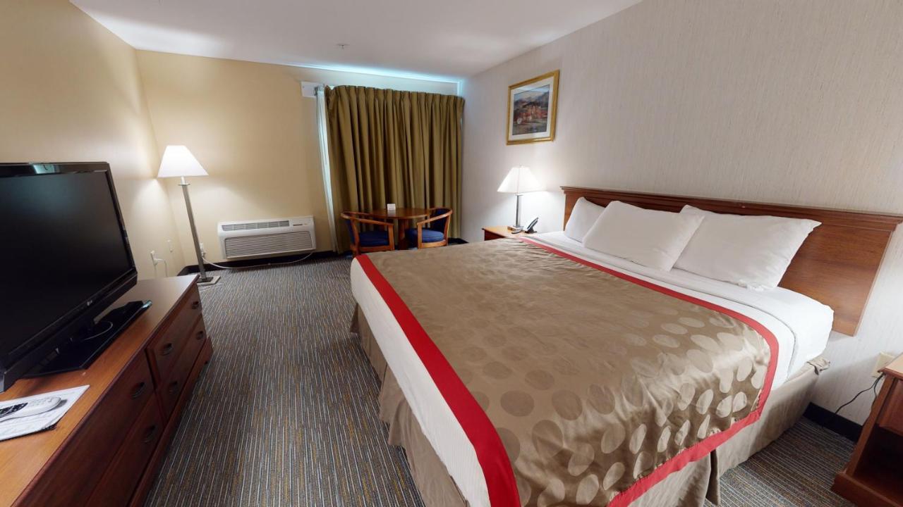Ramada By Wyndham - Shenandoah Valley 3*