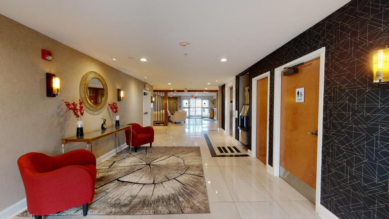 Ramada By Wyndham - Shenandoah Valley